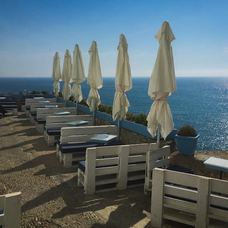 Outdoor terrace seating suitable for families in Lisbon